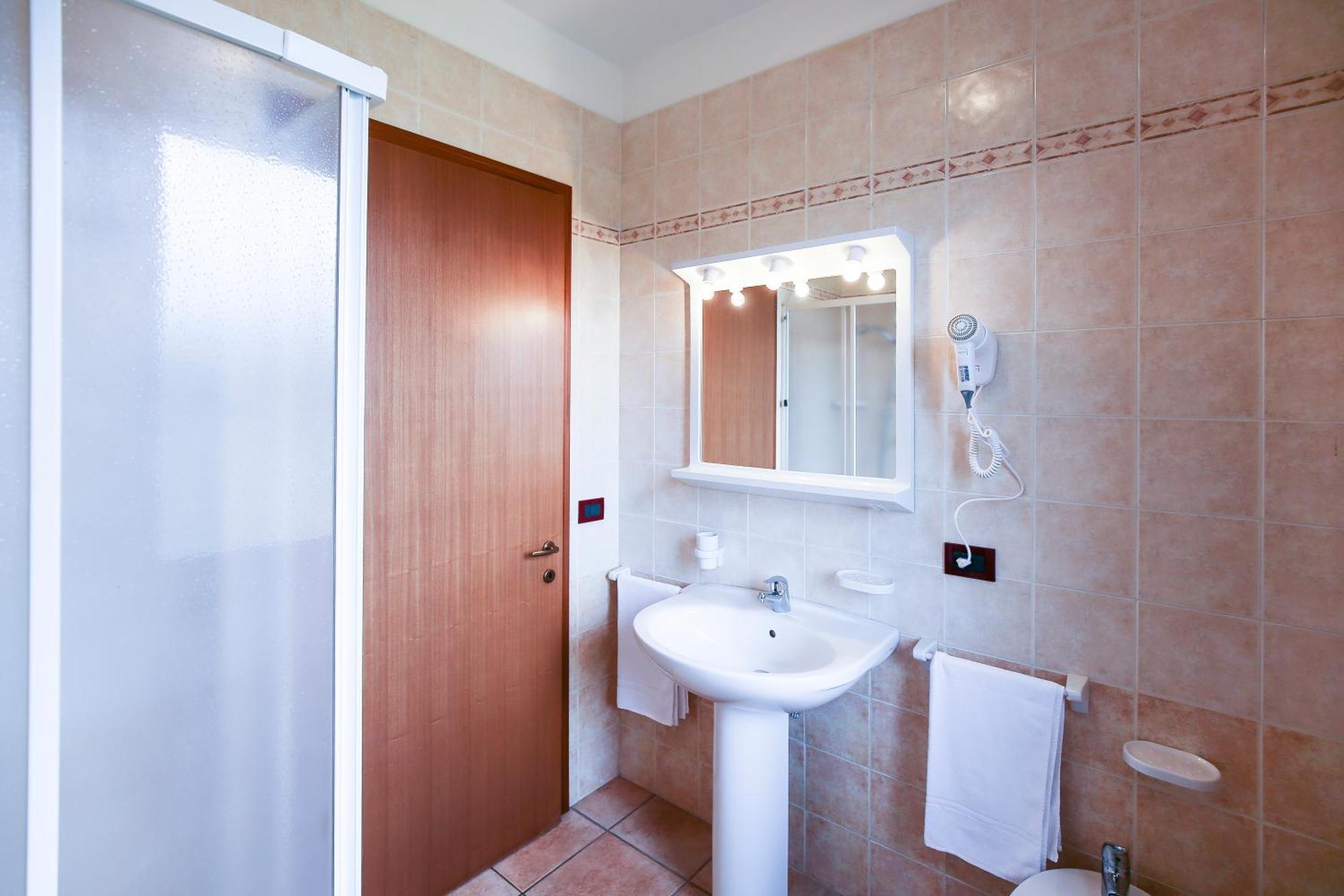 Altanea Apartments Con Piscina กาออร์เล ภายนอก รูปภาพ